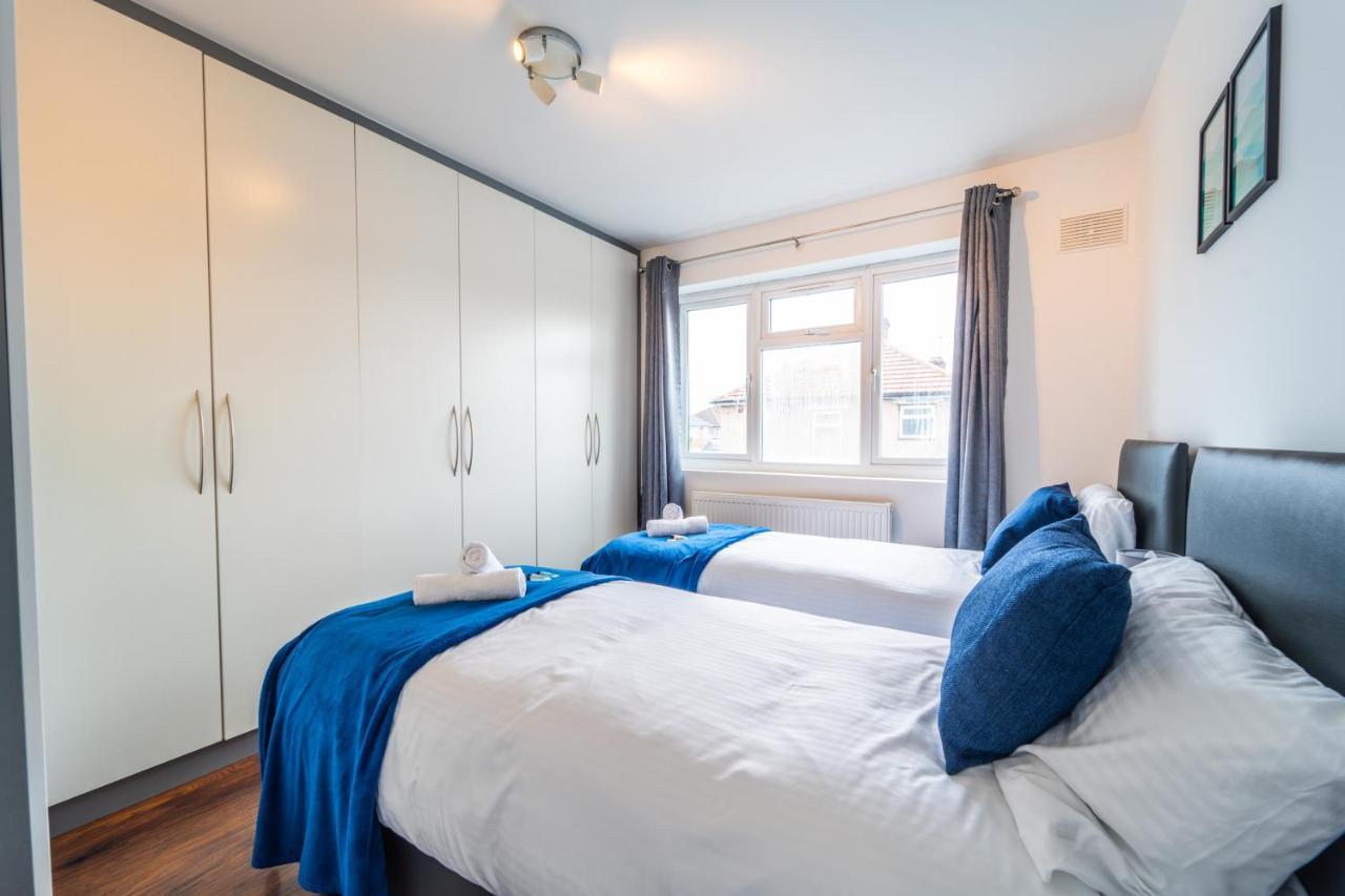 Modern Spacious 4 Bed Hayes Home With Free Parking Extérieur photo