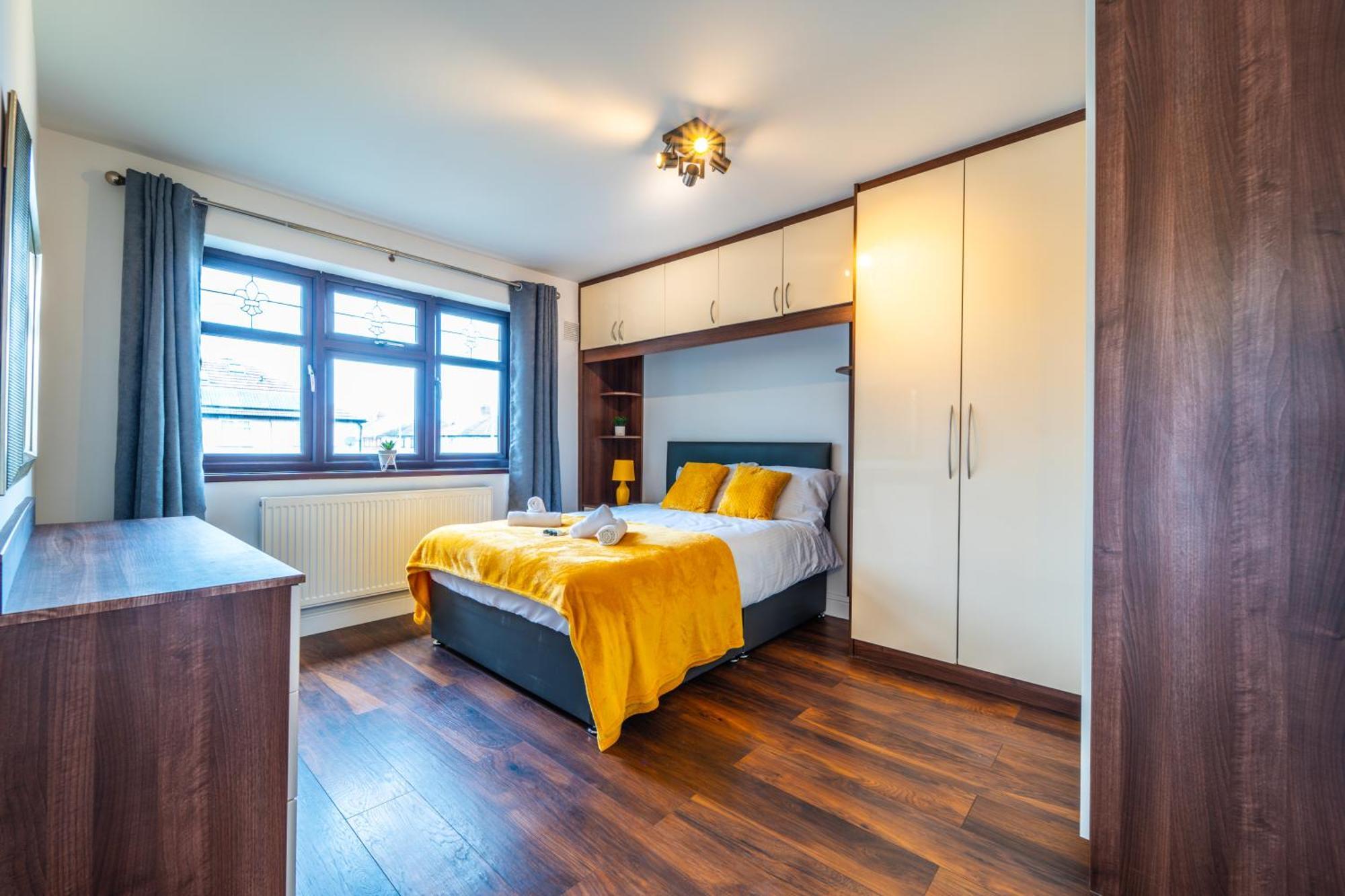 Modern Spacious 4 Bed Hayes Home With Free Parking Extérieur photo